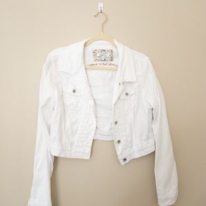 Cropped Long Sleeve Denim Jacket